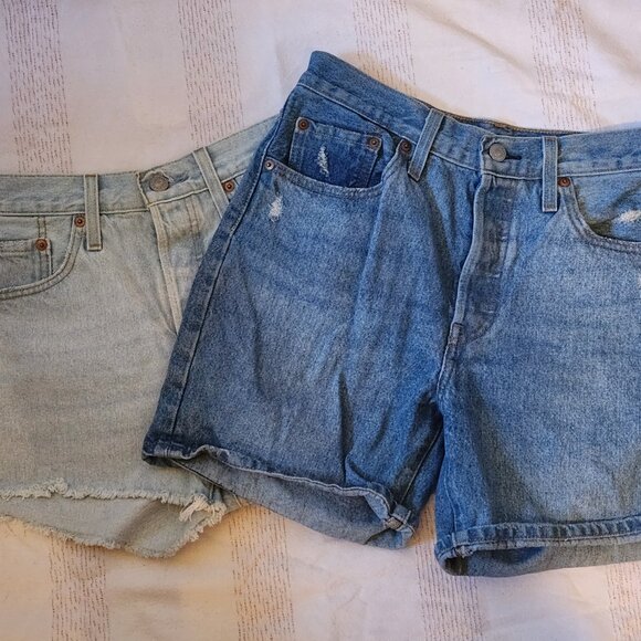 Levis 501 Lot of 2 Womens Jean Shorts 100% Cotton Size 27/28 - Picture 2 of 16